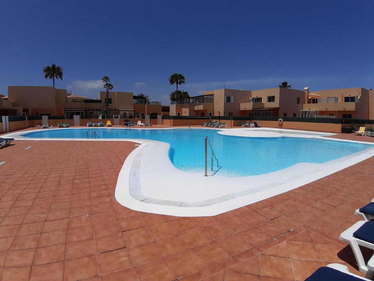 B-Rent Los Delfines Casa Nina コラレホ エクステリア 写真